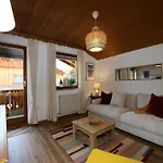 아파트 Home, Axams *