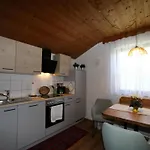Home, Axams Apartman