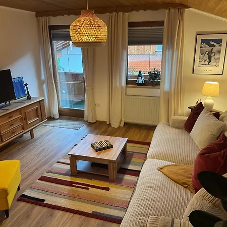 Home, Axams Apartamento *